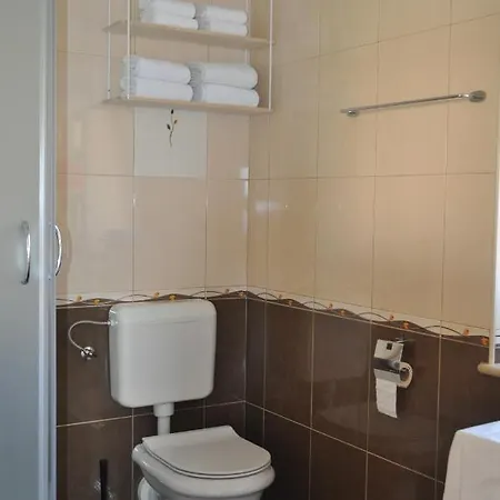 Vila Denis Bol