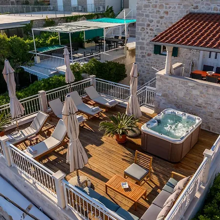 Seafront Denis Villa