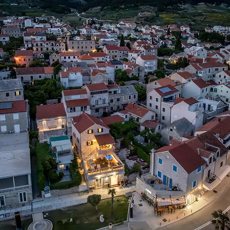 Seafront Denis Villa *