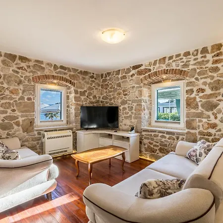 Seafront Denis * Bol