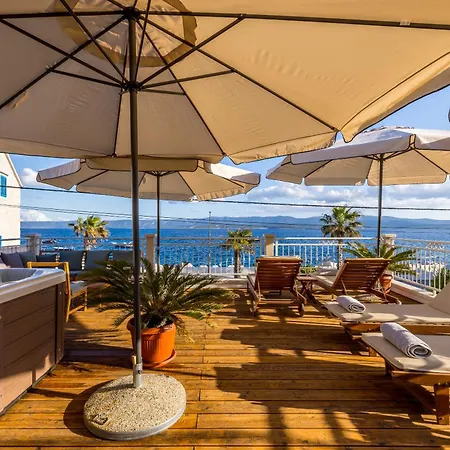 Seafront Denis Villa