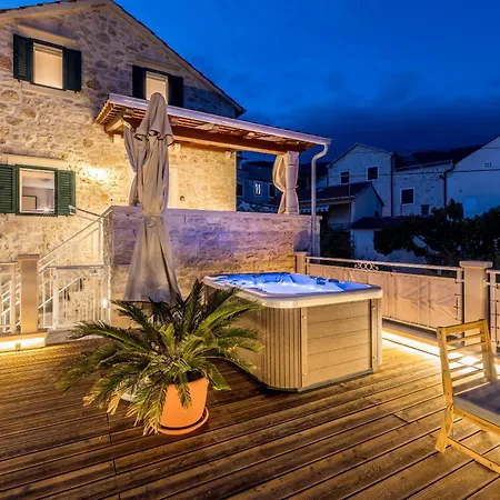 Seafront Denis * Bol