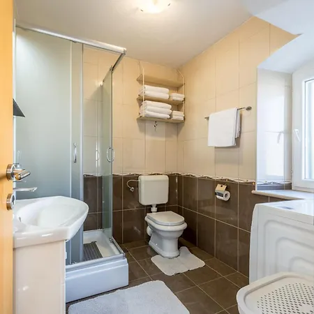 Seafront Denis * Bol