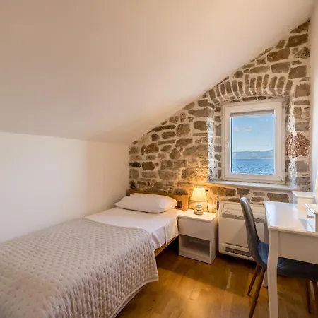 Vila Seafront Denis Bol