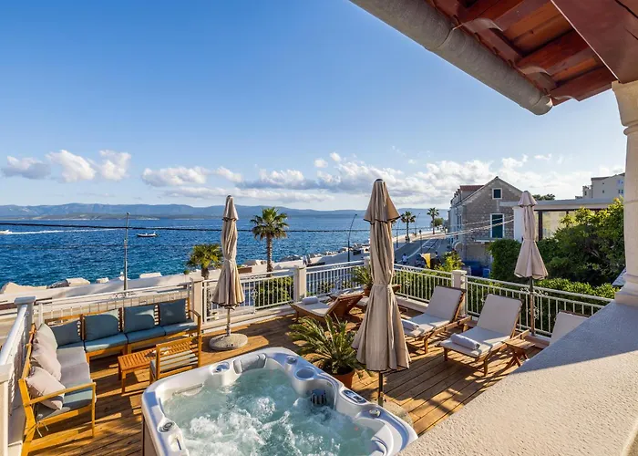 Seafront Denis Villa *