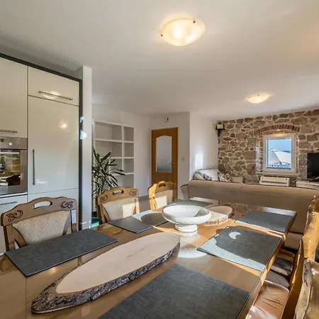 Seafront Denis וילה *