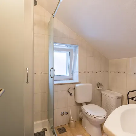 Seafront Denis וילה *