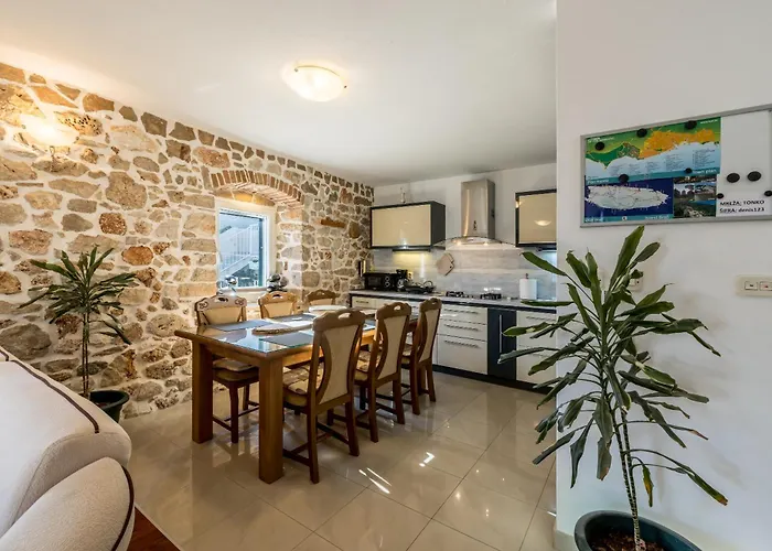 Seafront Denis * Μπολ